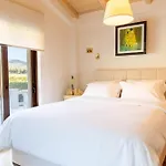 Lemont Chalet *