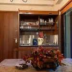 Chalet Lemont *