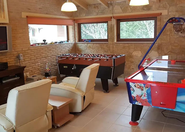 Lemont Chalet Arachova